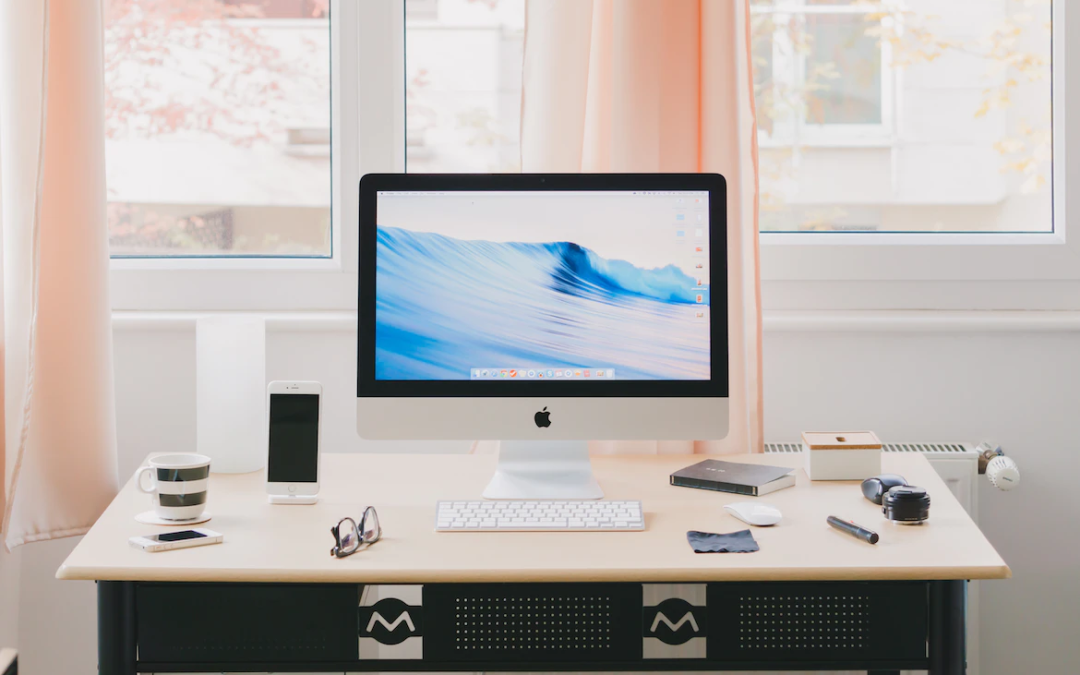Tech Oasis: Creating a Cable-Free and Organized Desk Setup
